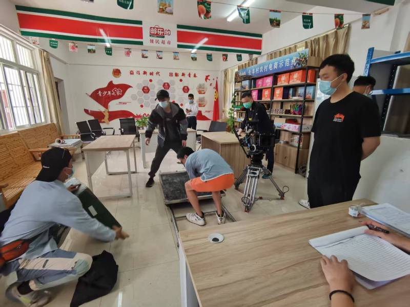 安宁市广告片拍摄公司：极简主义践行者，少即是多的视觉哲学